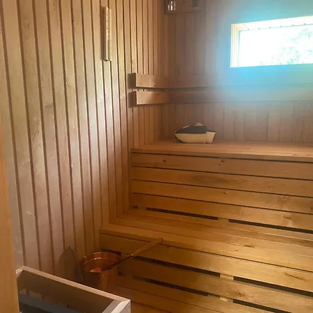 度假居 Retreats Abbys 朗德斯顿