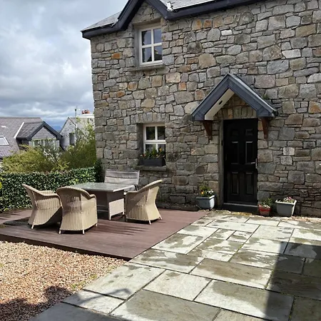 Retreats Abbys Roundstone