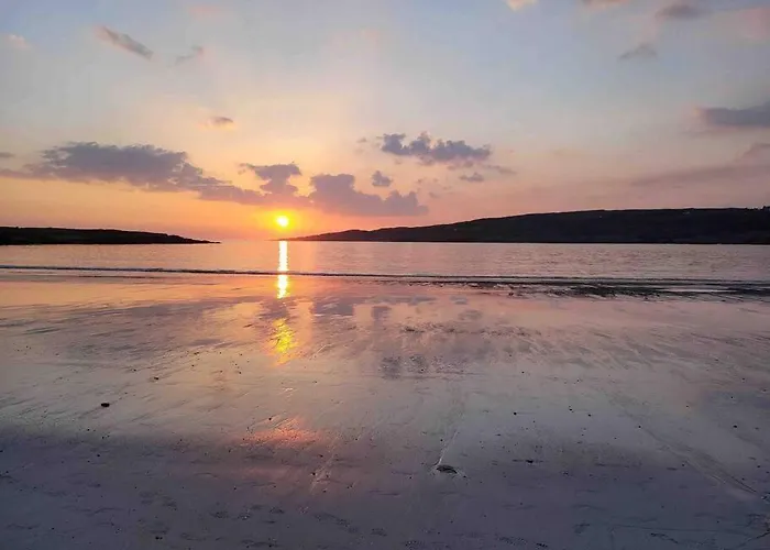 Retreats Abbys * Roundstone